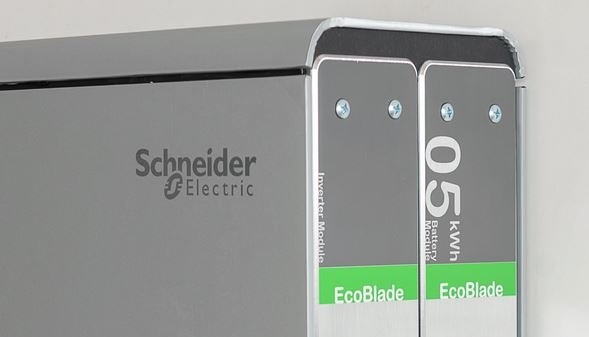 Schneider EcoBlade Tesla