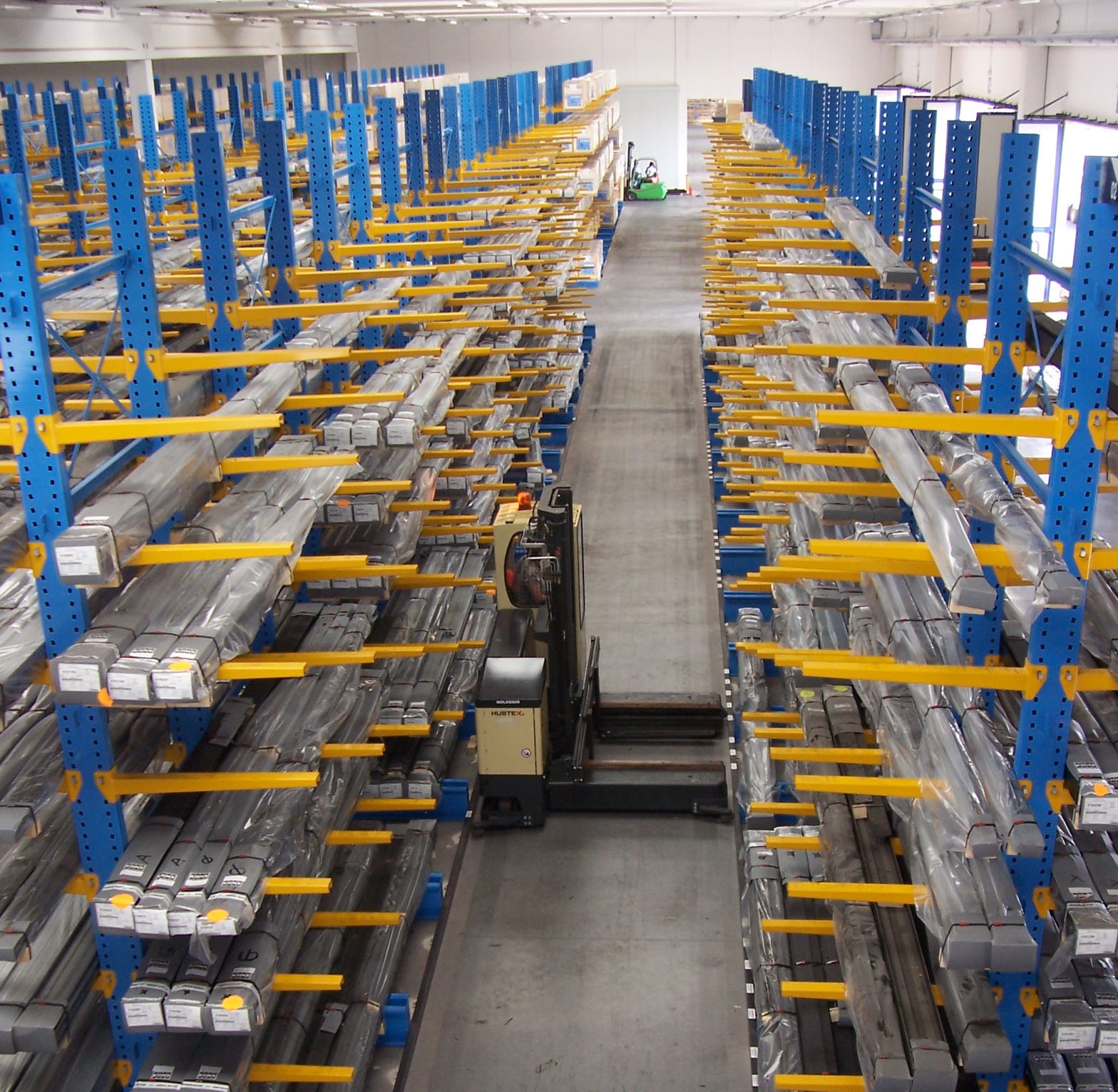 gruppo Bracchi logistica trasporti supply chain Kirio gestione magazzini