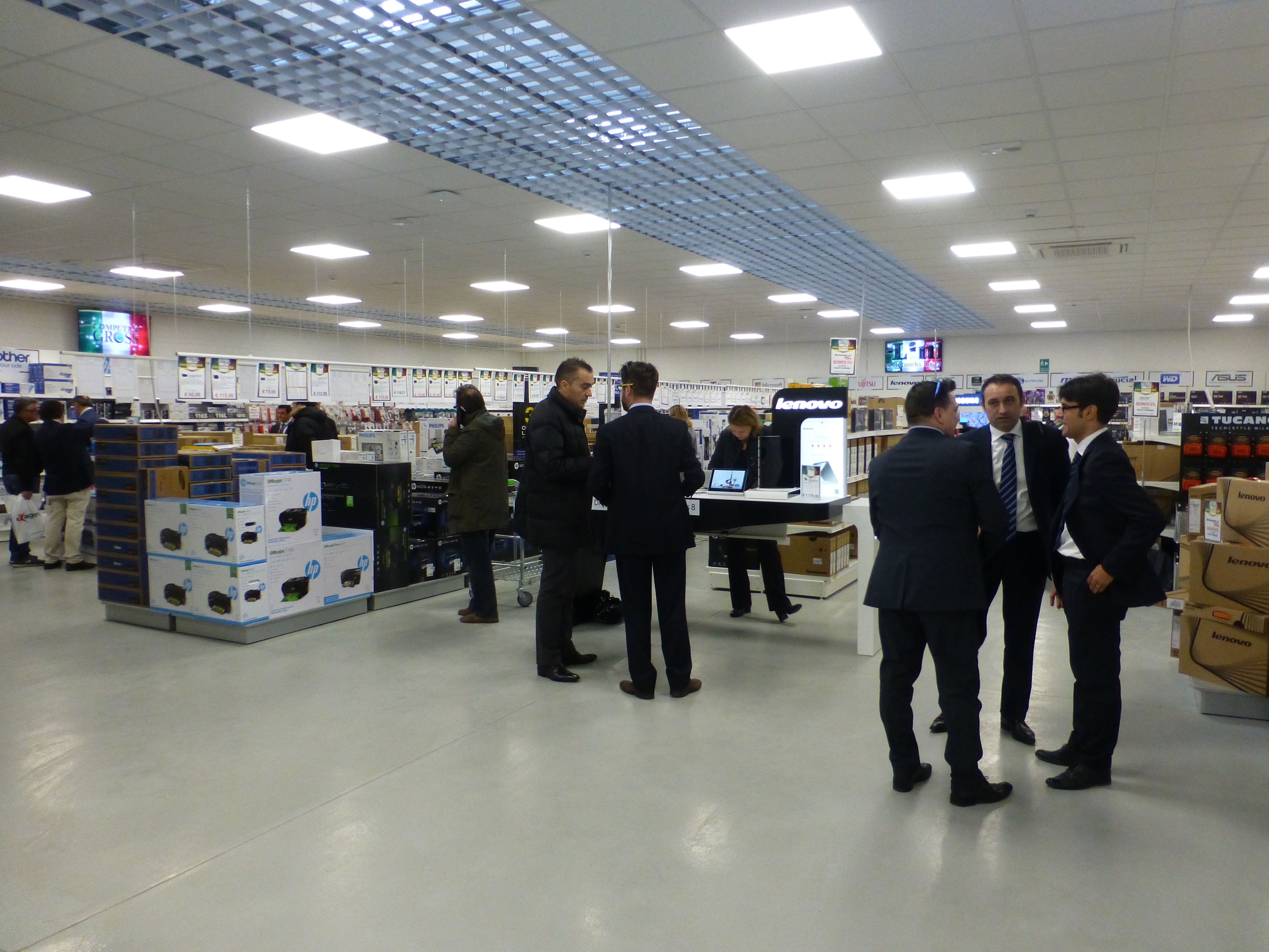 Computer gross Milano 2
