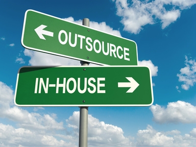 outsourcing, insourcing